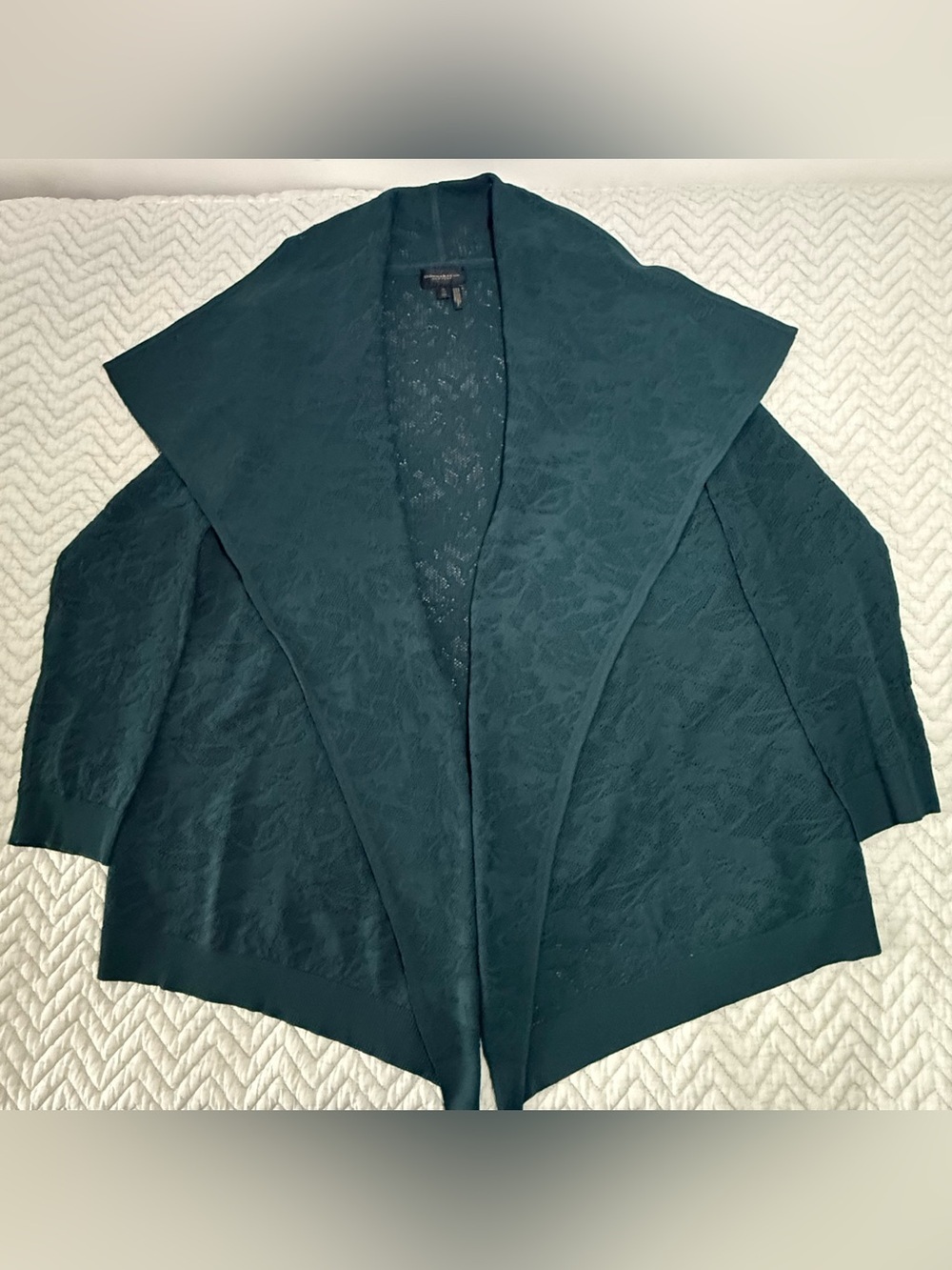 Donna Karan Two Piece Tank top and Cardigan Sweater in Teal Lace-Pattern - Picture 7 of 9